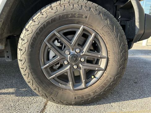 Used 2025 Jeep Wrangler Sport S image 7