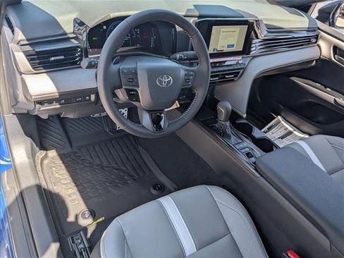New 2026 Toyota Camry SE FWD image 3