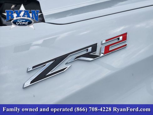 Used 2024 Chevrolet Silverado 1500 ZR2 w/ Technology Package image 8