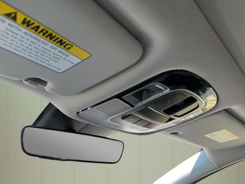 Certified 2025 Hyundai Tucson Limited FWD image 36