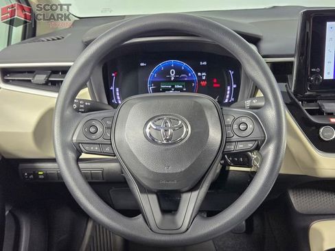 New 2026 Toyota Corolla LE image 17