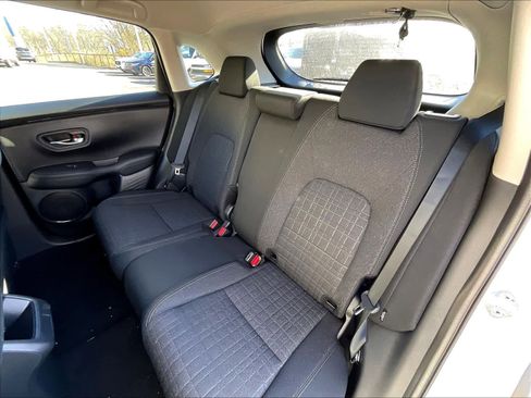 New 2026 Honda HR-V LX image 15