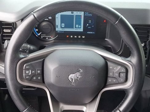 Certified 2023 Ford Bronco Big Bend w/ Sasquatch Package AWD/4WD image 19