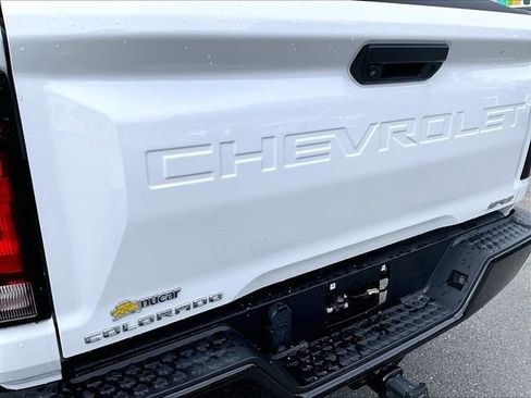 Used 2024 Chevrolet Colorado ZR2 AWD/4WD image 8