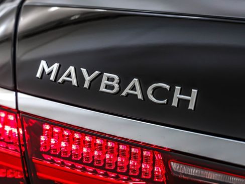New 2026 Mercedes-Benz Maybach S 680 4MATIC image 9