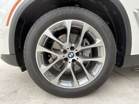 New 2026 BMW X5 sDrive40i image 7