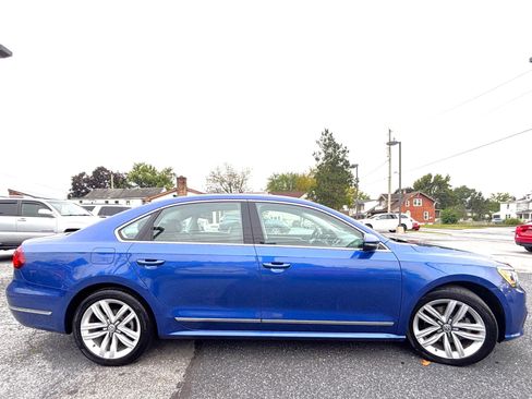 Used 2017 Volkswagen Passat 1.8T SEL Premium image 6
