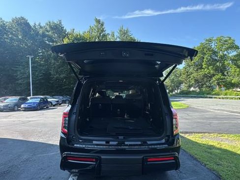 Used 2026 Nissan Armada Platinum AWD/4WD image 14