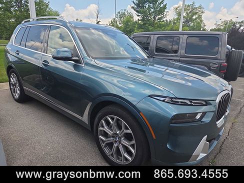 Used 2026 BMW X7 xDrive40i AWD/4WD image 1
