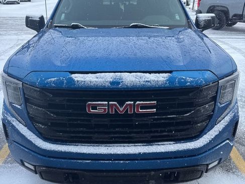 Certified 2022 GMC Sierra 1500 Elevation w/ Preferred Package image 6