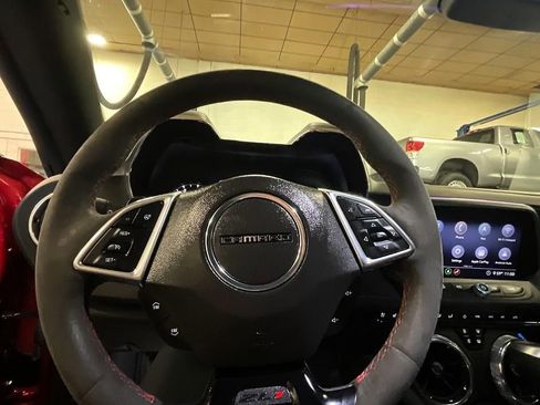 Used 2020 Chevrolet Camaro ZL1 RWD image 23