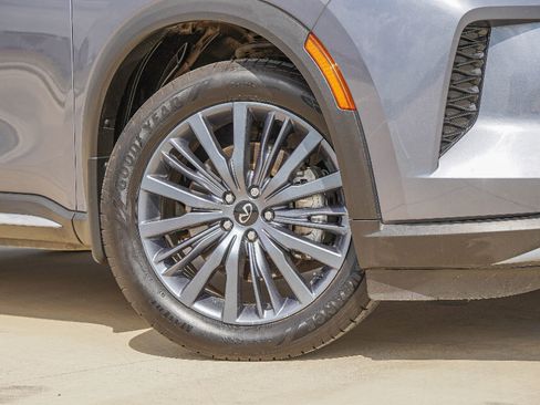 Certified 2023 INFINITI QX60 Sensory w/ Cargo Package image 2