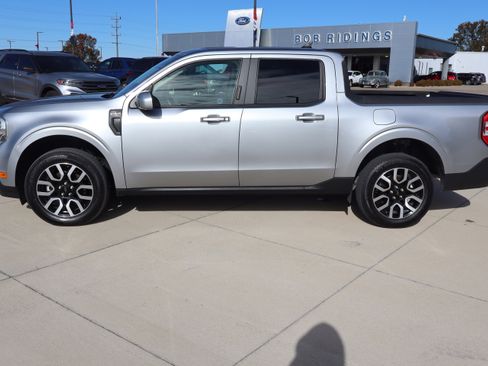 Used 2023 Ford Maverick Lariat w/ Lariat Luxury Package image 8