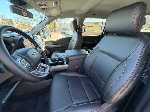 New 2026 Ford F250 Lariat w/ Black Appearance Package image 16