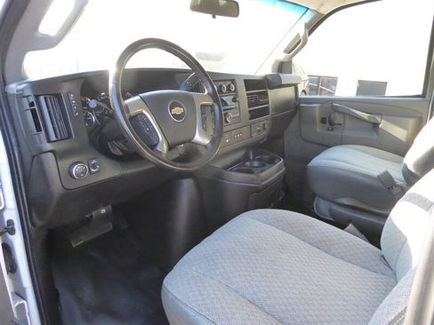 Used 2017 Chevrolet Express 2500 LS image 17