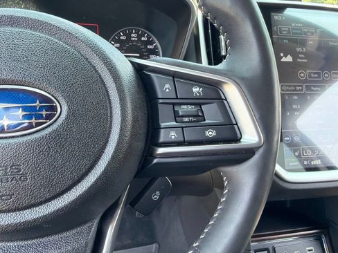 Used 2024 Subaru Ascent Touring AWD/4WD image 17