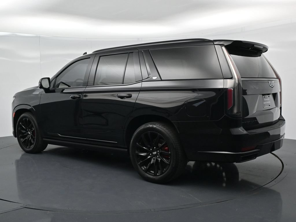 Used 2023 Cadillac Escalade Sport w/ LPO, ONYX Package AWD/4WD image 3
