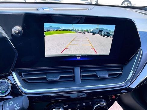 New 2026 Chevrolet Trax RS w/ Sunroof Package FWD image 16