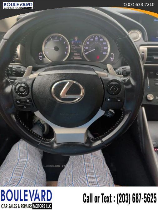 Used 2016 Lexus IS 200t RWD image 11