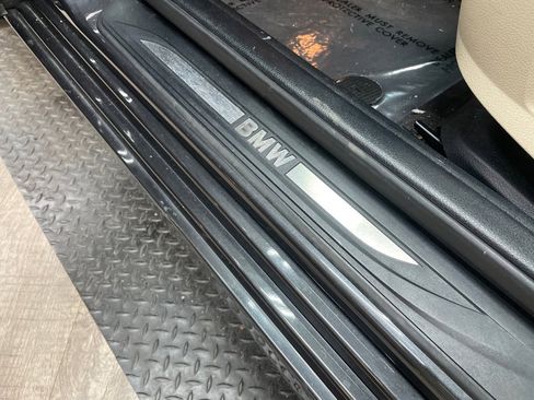 Used 2011 BMW 528i Sedan RWD image 15