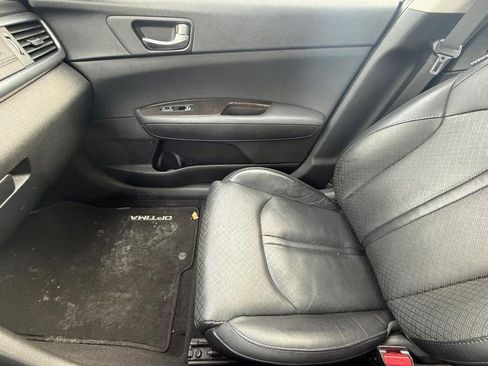 Used 2017 Kia Optima EX w/ Premium Package image 20