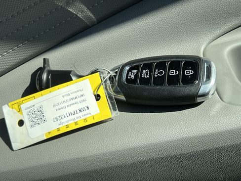 Used 2023 Hyundai Elantra SEL FWD image 38