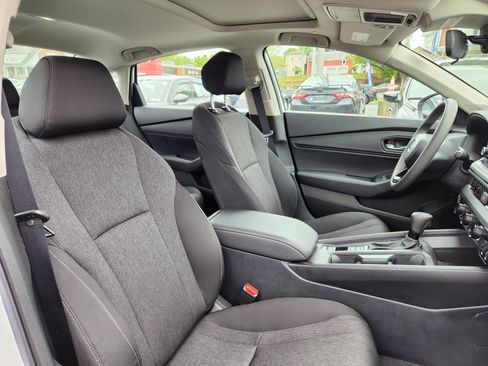 Used 2025 Honda Accord SE image 16