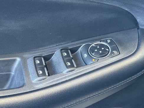 Used 2024 Ford Edge SEL image 12