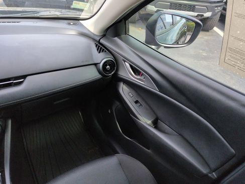Used 2020 MAZDA CX-3 Sport FWD image 17