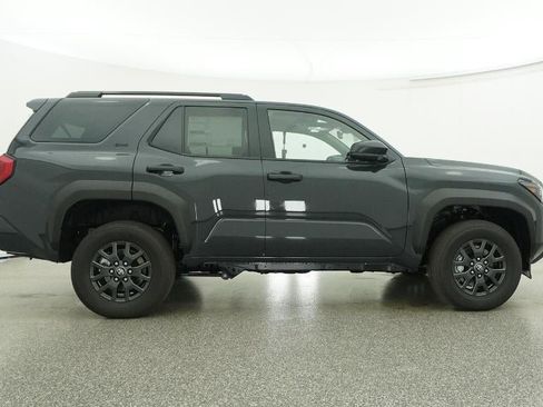 New 2026 Toyota 4Runner SR5 image 27