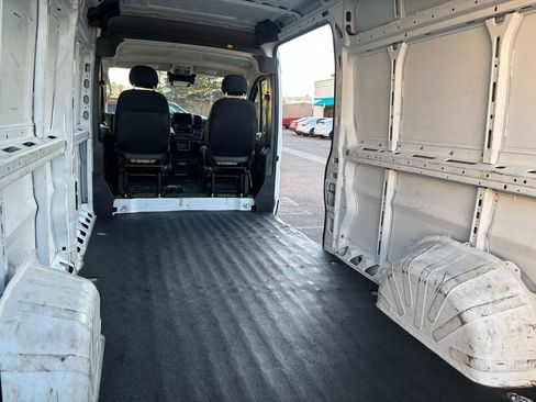 Used 2023 RAM ProMaster 2500 image 16