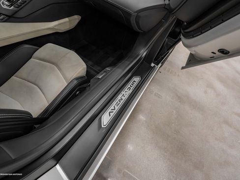 Used 2015 Lamborghini Aventador LP 700-4 image 36