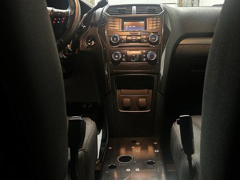 Used 2017 Ford Explorer 4WD Police Interceptor w/ Ready For The Road Package image 23
