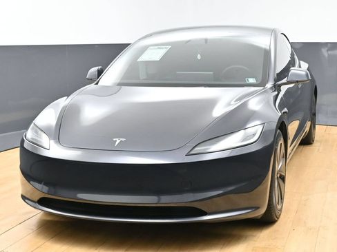 Used 2024 Tesla Model 3 Long Range AWD/4WD image 5