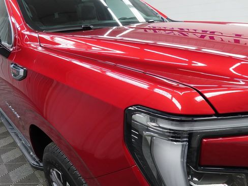 Used 2025 GMC Yukon Elevation w/ LPO, Floor Liner Package image 31