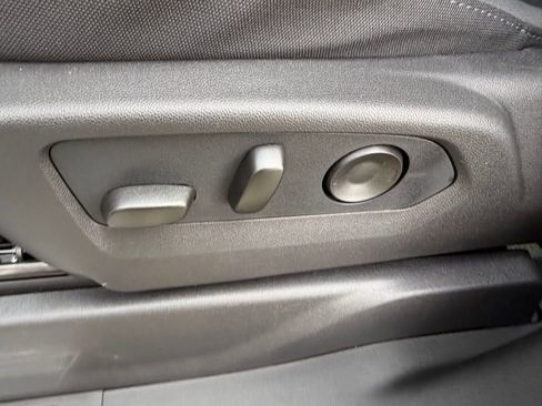 New 2026 GMC Sierra 1500 Elevation image 11