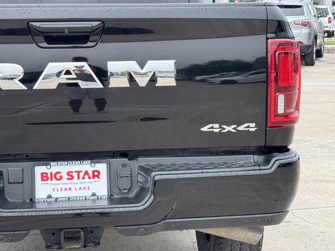 Used 2025 RAM 2500 Laramie AWD/4WD image 13