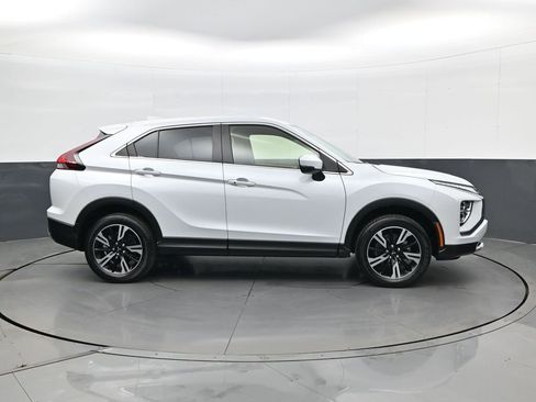 Used 2025 Mitsubishi Eclipse Cross SE image 4