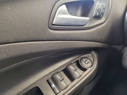Used 2015 Ford Escape Titanium w/ Equipment Group 301A FWD image 27