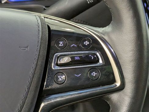 Used 2014 Cadillac ELR w/ Luxury Package image 16