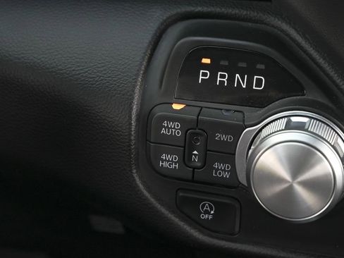 Used 2026 RAM 1500 Laramie image 32