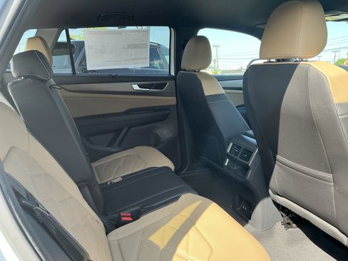 New 2026 Volkswagen Atlas Cross Sport SE AWD/4WD image 24