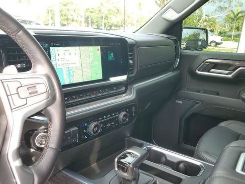 Certified 2022 Chevrolet Silverado 1500 LTZ image 20