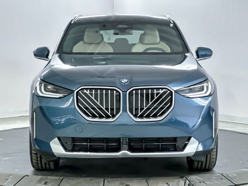 Used 2026 BMW X3 xDrive30i w/ Premium Package AWD/4WD image 10