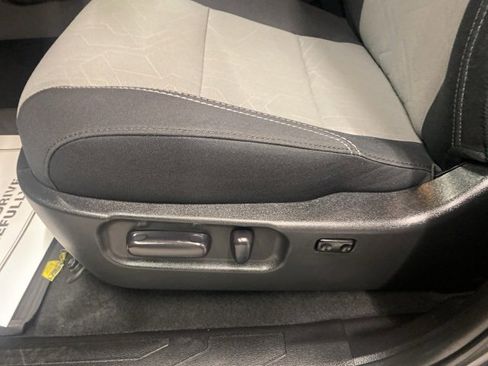 Used 2023 Toyota Tacoma TRD Sport image 25