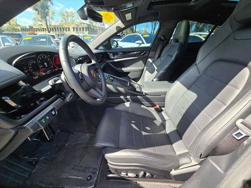 Used 2026 Porsche Panamera RWD image 21