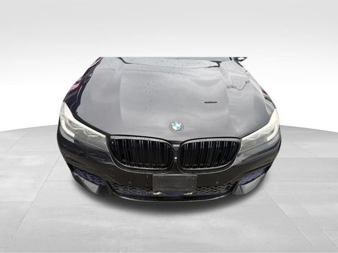 Used 2016 BMW 740i RWD image 8