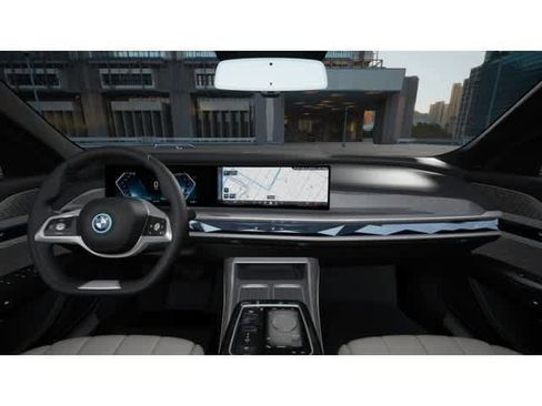 New 2025 BMW i7 eDrive50 w/ Executive Package image 10