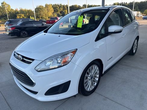 Used 2018 Ford C-MAX SE image 2