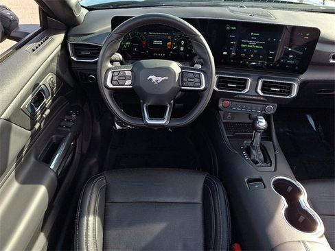 Used 2024 Ford Mustang GT Premium image 11